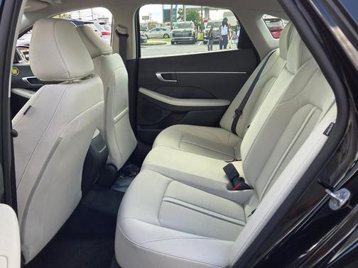 Black 2026 Hyundai SONATA SE