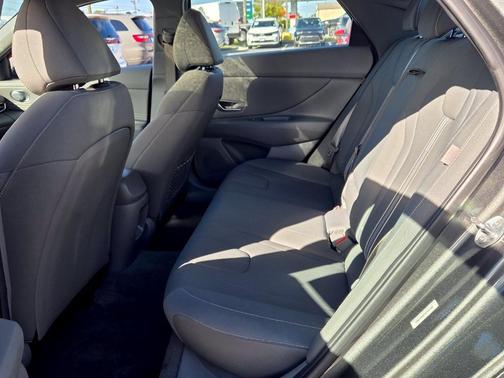 Amazon Gray 2025 Hyundai ELANTRA SEL Convenience