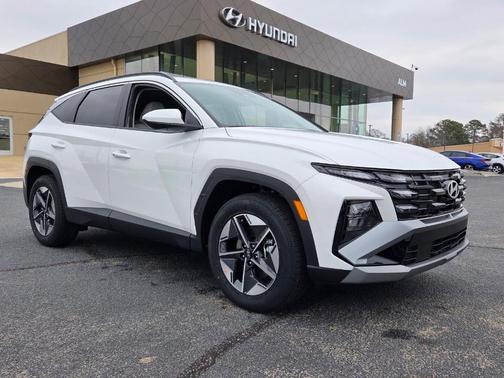 White Pearl 2026 Hyundai TUCSON SEL