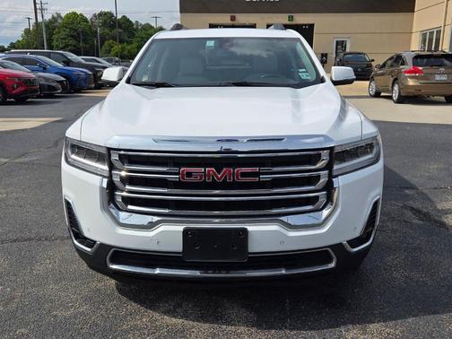 Summit White 2023 GMC Acadia SLT