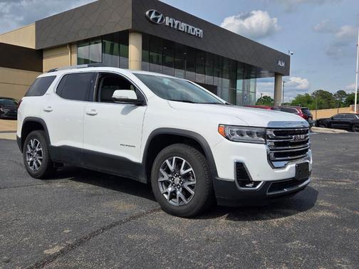 Summit White 2023 GMC Acadia SLT