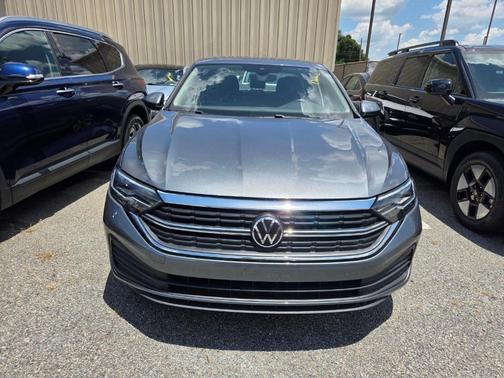 Platinum Gray Metallic 2024 Volkswagen Jetta 1.5T S