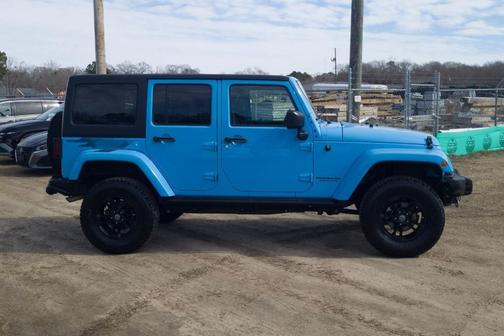 2017 Jeep Wrangler Unlimited Sahara