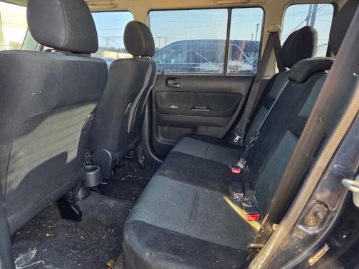 2006 Scion xB 