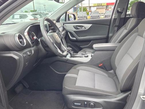 Sterling Gray Metallic 2025 Chevrolet Blazer LT