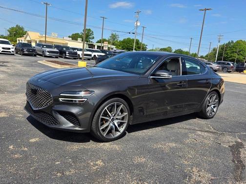2025 Genesis G70 2.5T