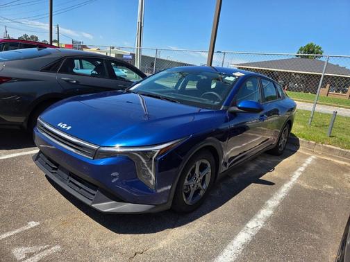 Deep Sea Blue 2025 Kia K4