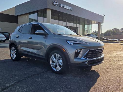 Moonstone Gray Metallic 2025 Buick Encore GX Preferred