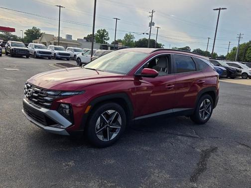 Red 2025 Hyundai TUCSON SEL