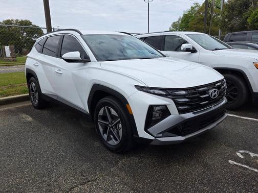 White Pearl 2025 Hyundai TUCSON SEL