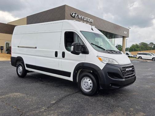 Bright White Clearcoat 2023 RAM ProMaster 2500 High Roof