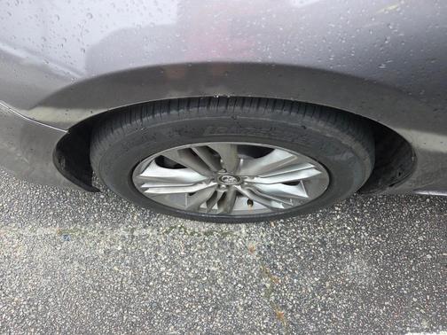 2016 Toyota Camry XLE