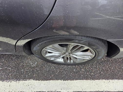 2016 Toyota Camry XLE