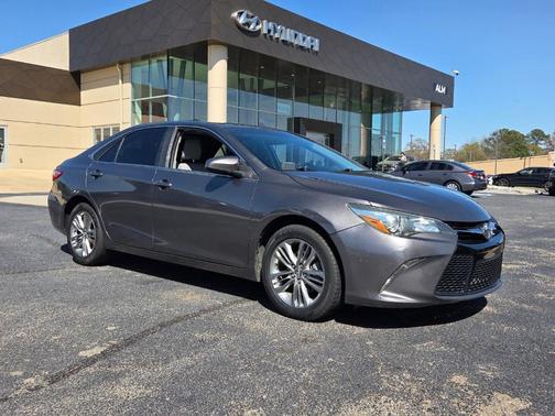 2016 Toyota Camry XLE