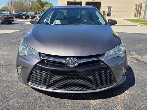 2016 Toyota Camry XLE