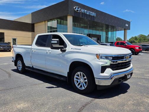 Summit White 2023 Chevrolet Silverado 1500 LT