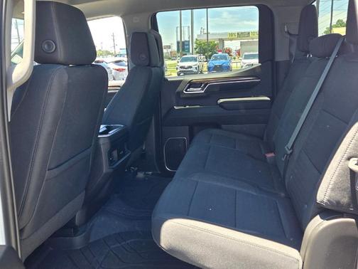 Summit White 2023 Chevrolet Silverado 1500 LT