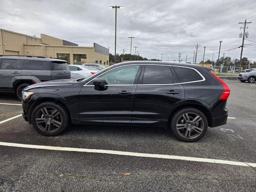 2019 Volvo XC60 T5 Momentum