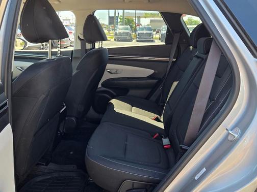 Shimmering Silver 2023 Hyundai TUCSON SEL