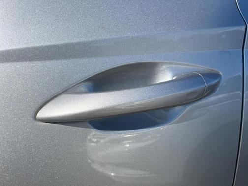 Shimmering Silver 2023 Hyundai TUCSON SEL