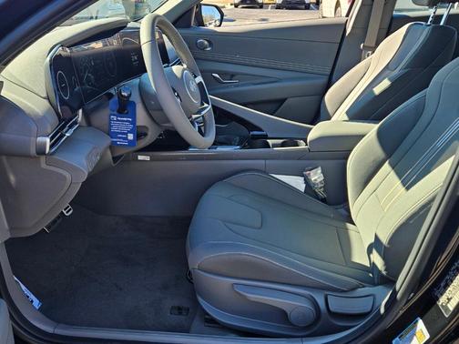 Black 2026 Hyundai ELANTRA HEV SEL Sport