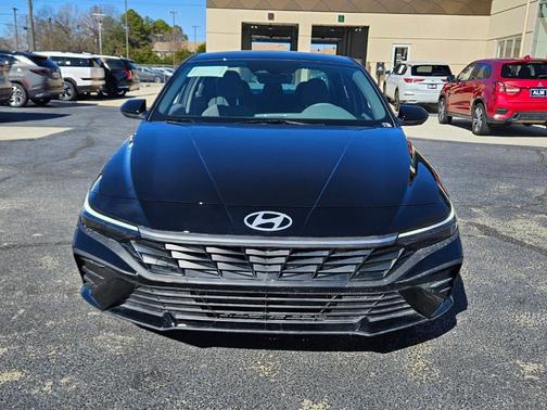 Black 2026 Hyundai ELANTRA HEV SEL Sport