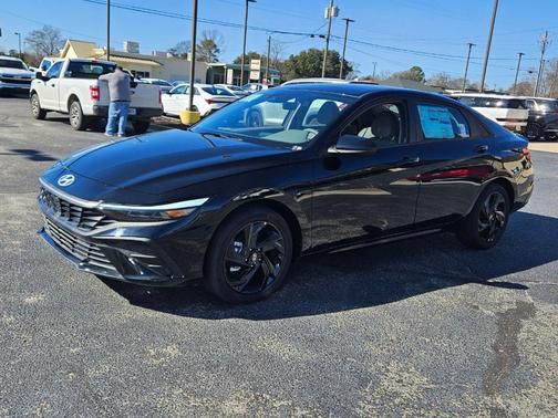 Black 2026 Hyundai ELANTRA HEV SEL Sport