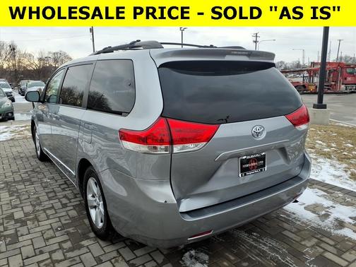 2013 Toyota Sienna LE