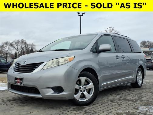 2013 Toyota Sienna LE