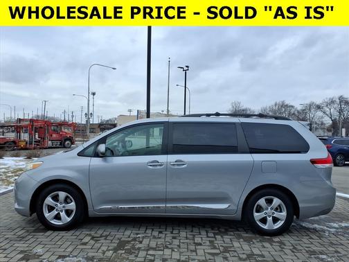 2013 Toyota Sienna LE