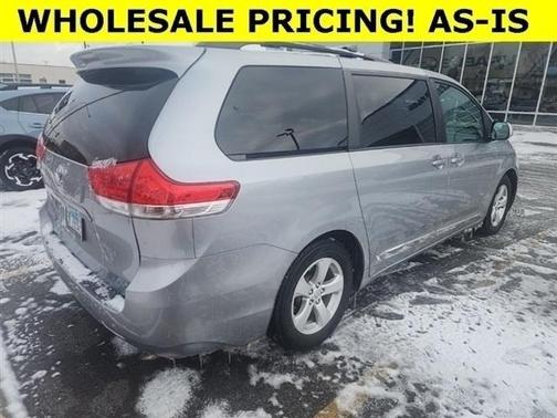 2013 Toyota Sienna LE