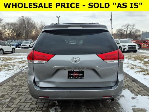 2013 Toyota Sienna LE