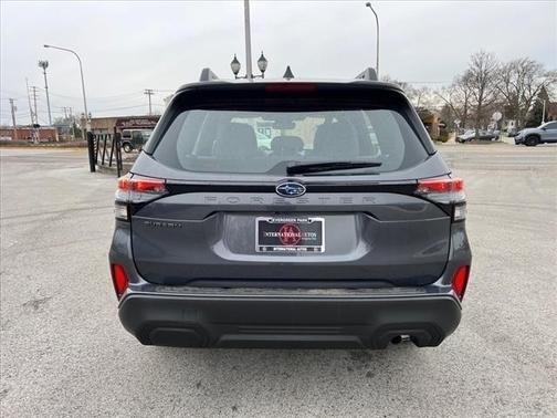 2025 Subaru Forester Base