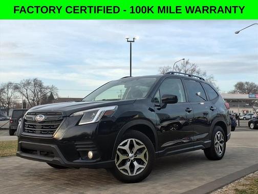 Crystal Black Silica 2022 Subaru Forester Premium