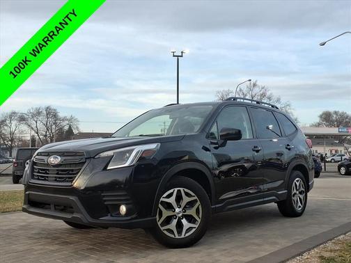 Crystal Black Silica 2022 Subaru Forester Premium