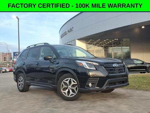 Crystal Black Silica 2022 Subaru Forester Premium