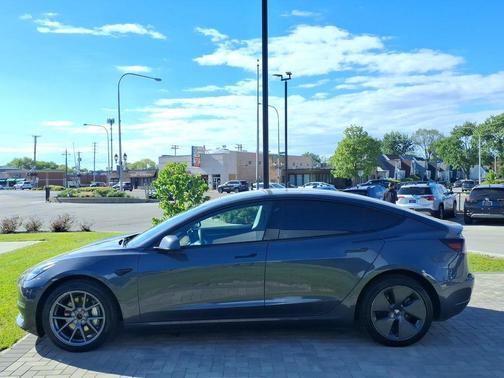 2023 Tesla Model 3 Long Range