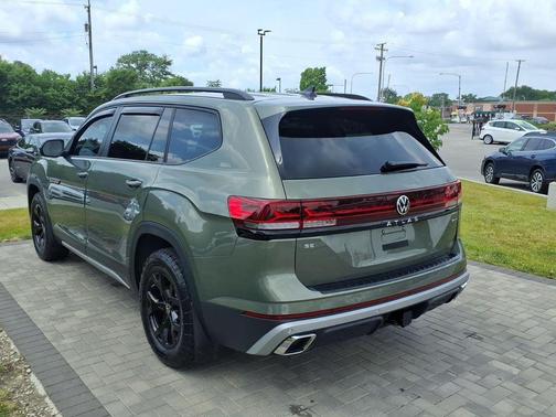 2026 Volkswagen Atlas Peak Edition