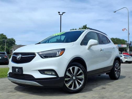 Summit White 2018 Buick Encore Essence