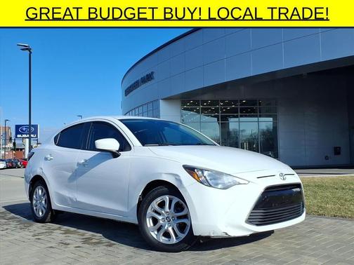 Frost 2018 Toyota Yaris iA Base