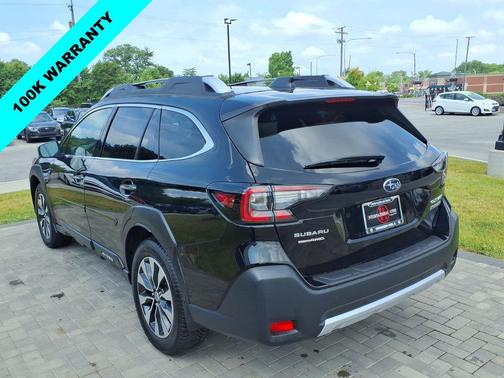 Crystal Black Silica 2023 Subaru Outback Touring XT