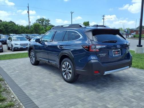 2025 Subaru Outback Touring XT