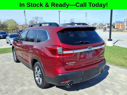 Crimson Red Pearl 2022 Subaru Ascent Premium 8-Passenger
