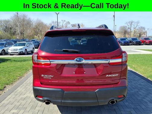 Crimson Red Pearl 2022 Subaru Ascent Premium 8-Passenger