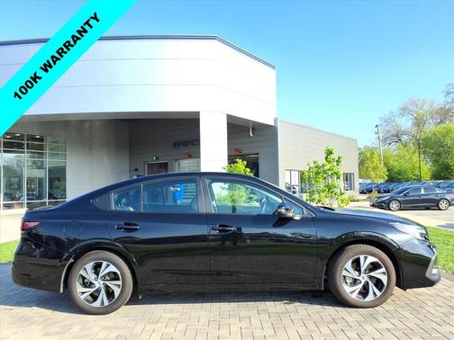 Crystal Black Silica 2025 Subaru Legacy Premium
