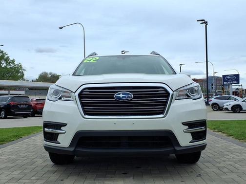 Crystal White Pearl 2022 Subaru Ascent Premium 8-Passenger