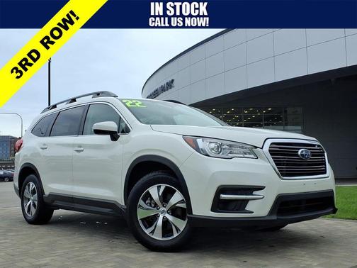 Crystal White Pearl 2022 Subaru Ascent Premium 8-Passenger