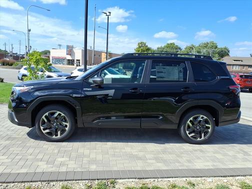 2025 Subaru Forester Hybrid Premium