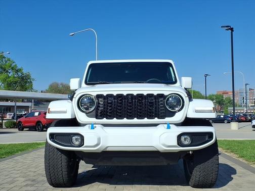 Bright White Clearcoat 2024 Jeep Wrangler 4xe High Altitude