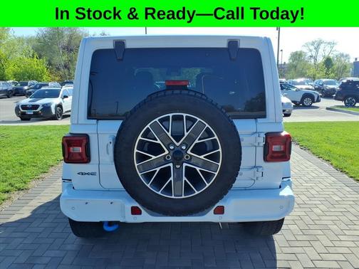 Bright White Clearcoat 2024 Jeep Wrangler 4xe High Altitude